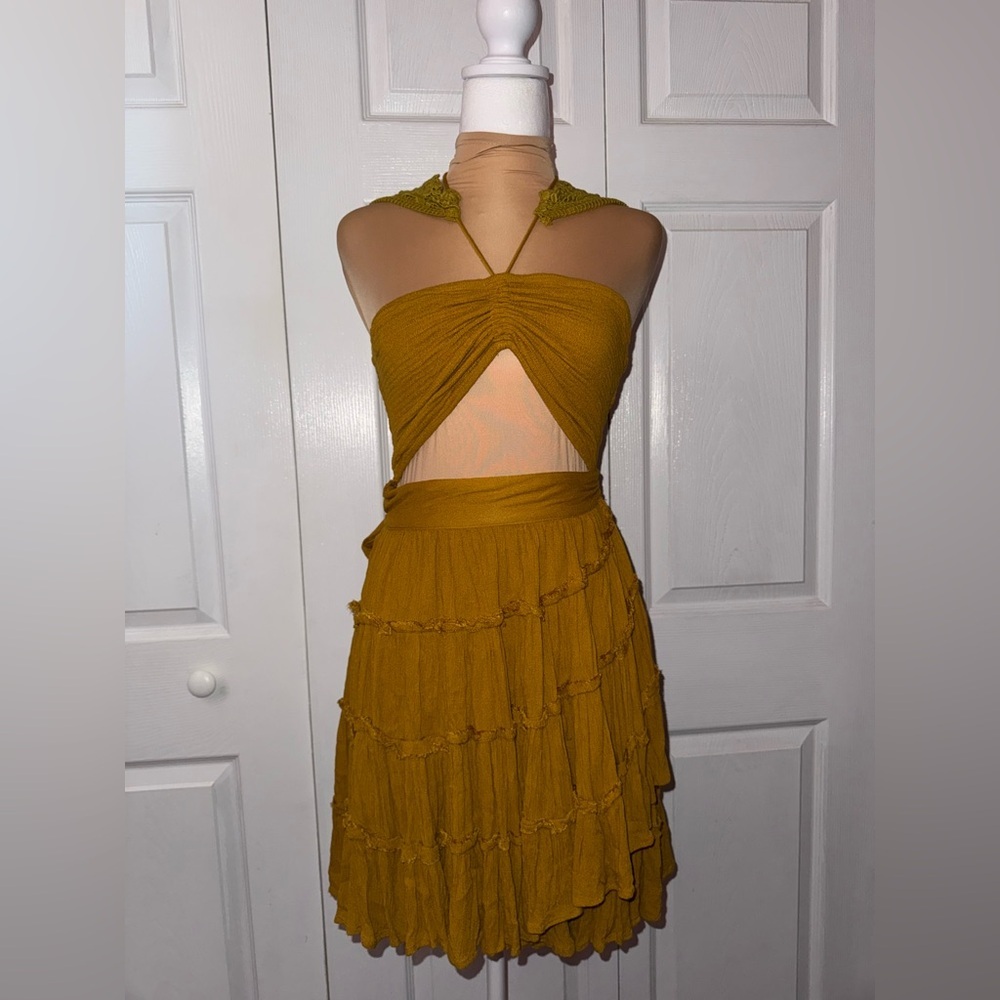 Free People Yellow Mustard Endless Summer Hot Dang Mini Dress Size‎ Medium NWOT